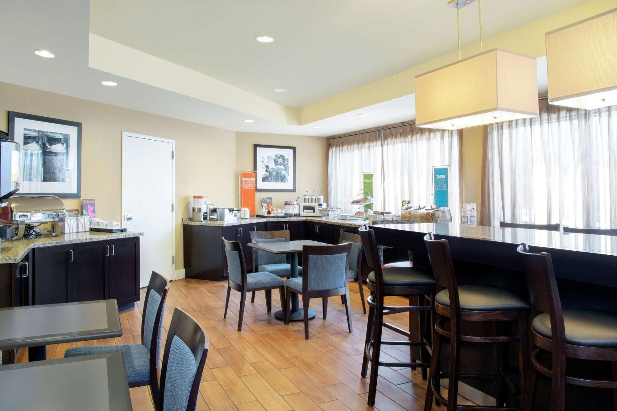 Hampton Inn מריוויל מראה חיצוני תמונה